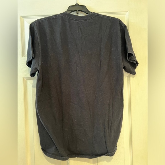 Pre-Loved St. Patrick’s Day Tee – Irish Cat on a Llama 🌈☘️ - Picture 2 of 3